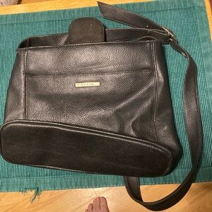 Vintage Palio black leather shoulder bag